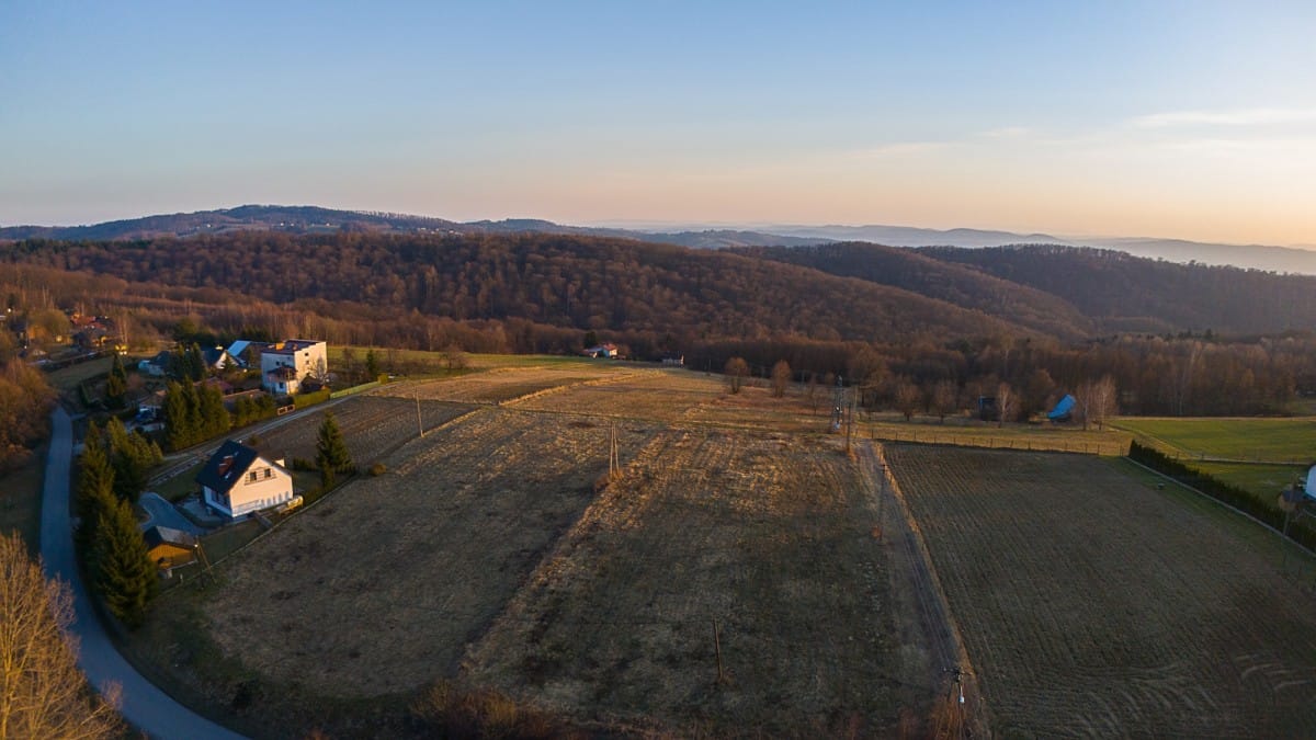 Działka  pokojowe na Sprzedaż