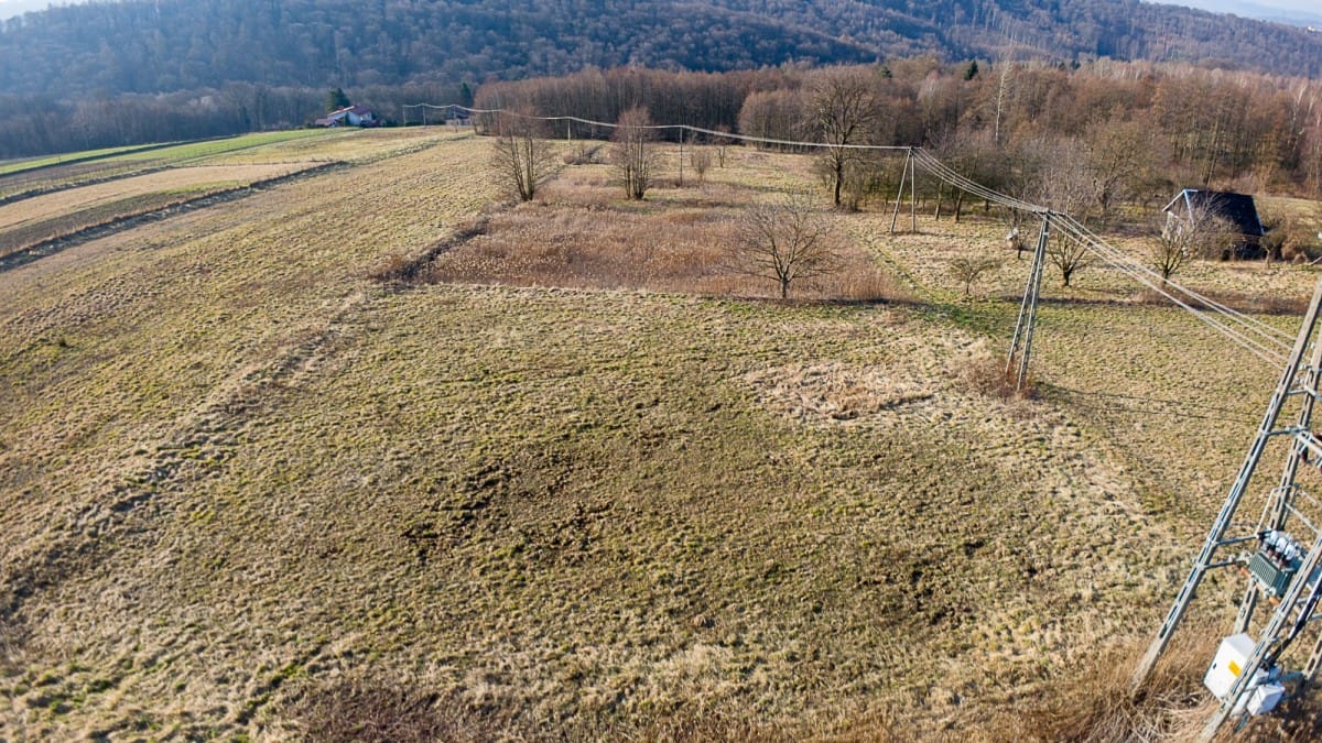Działka  pokojowe na Sprzedaż