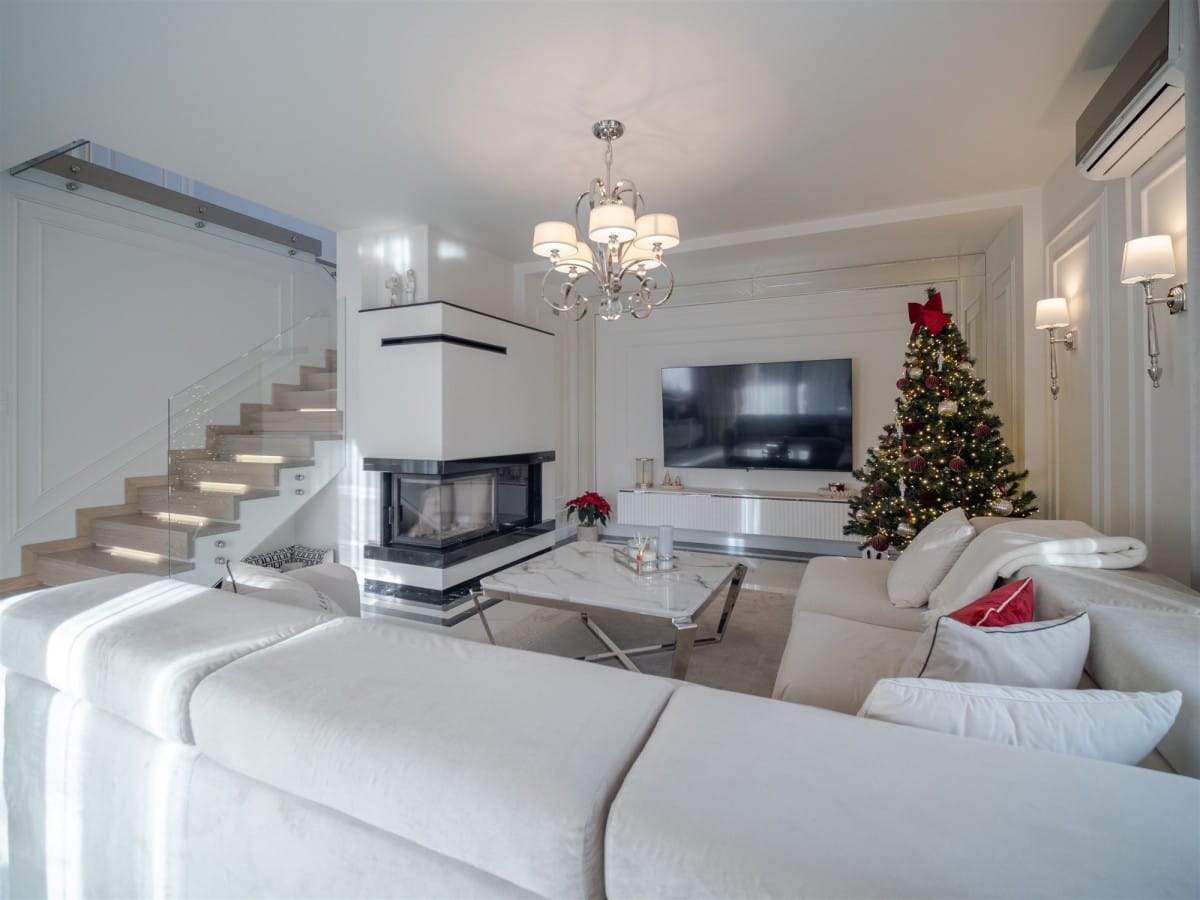 Dom 4 pokojowe na Sprzedaż