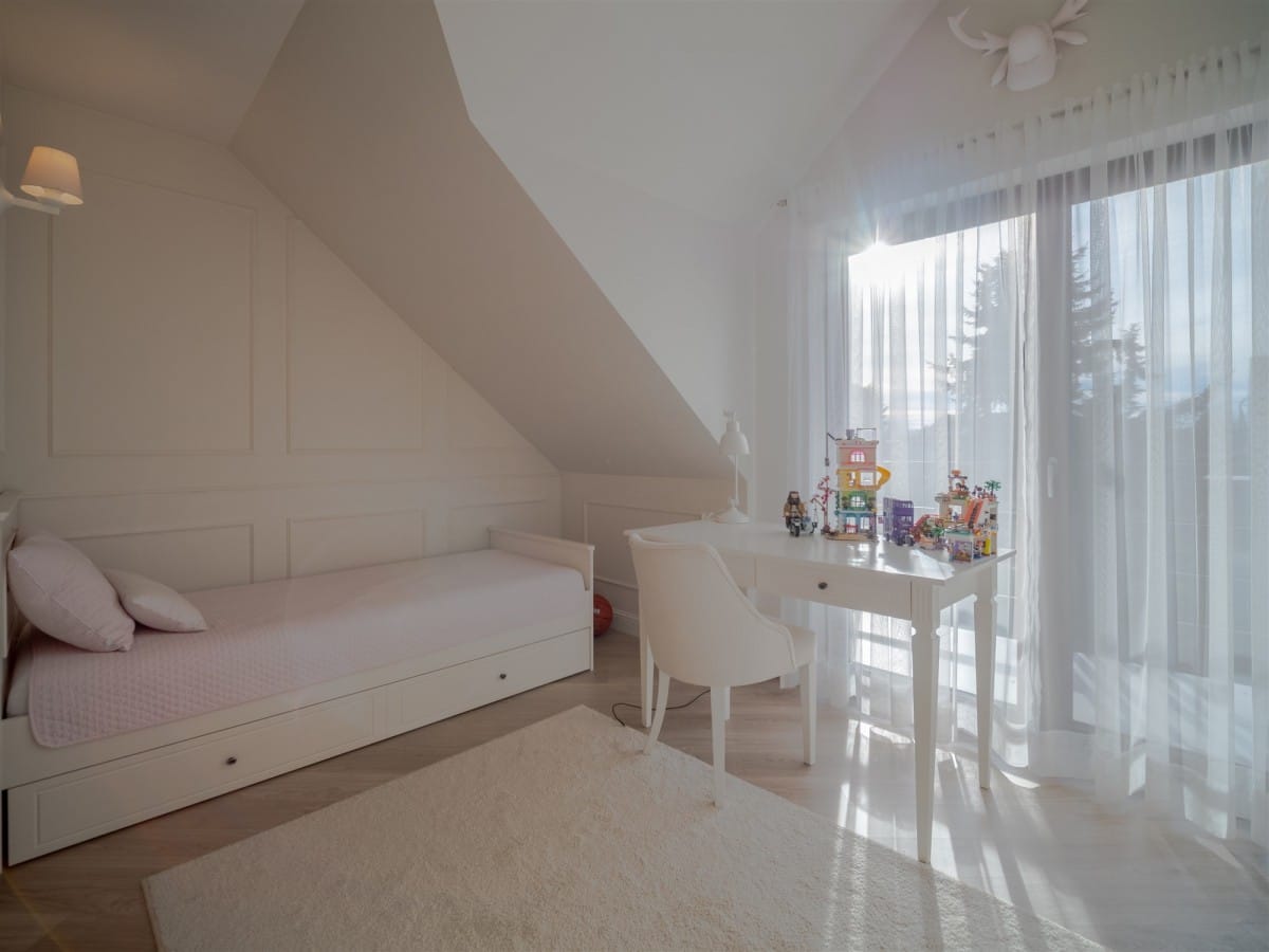 Dom 4 pokojowe na Sprzedaż