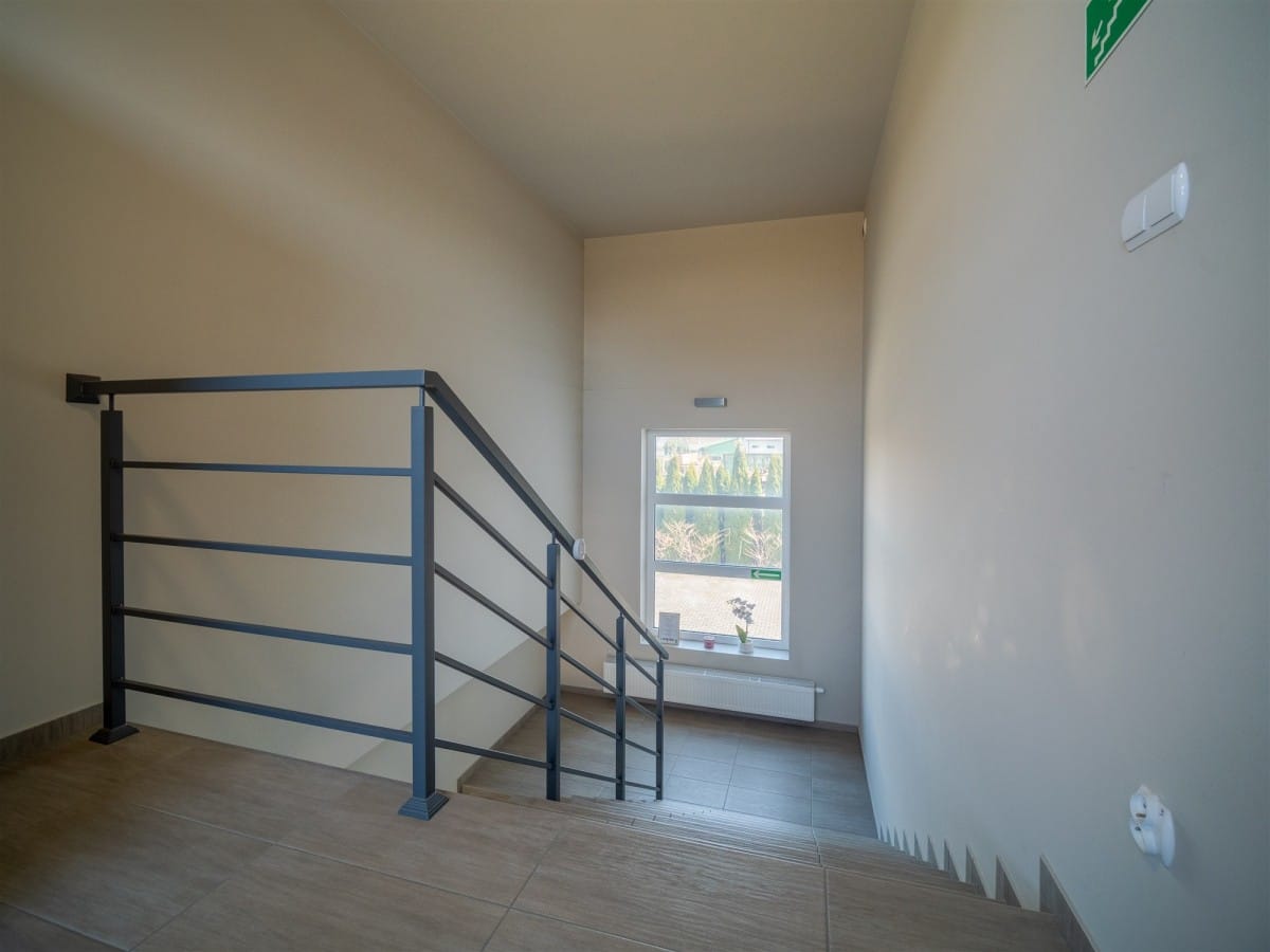 Lokal użytkowy  pokojowe na Sprzedaż