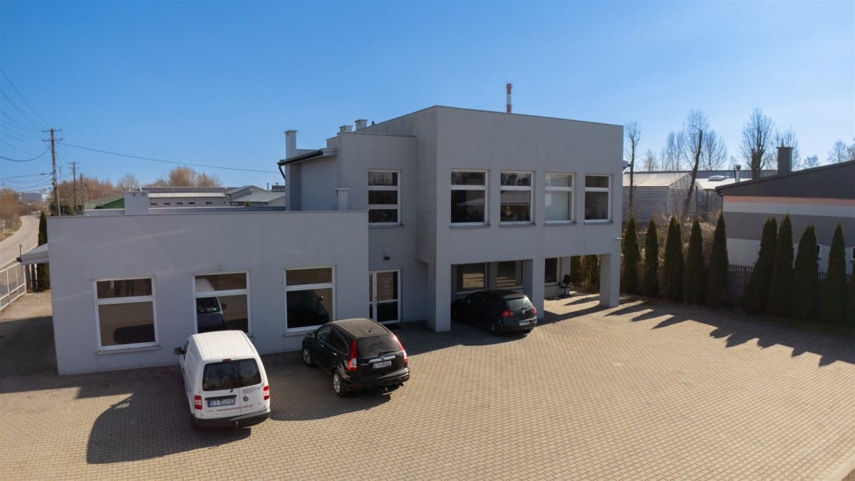 Lokal użytkowy  pokojowe na Sprzedaż