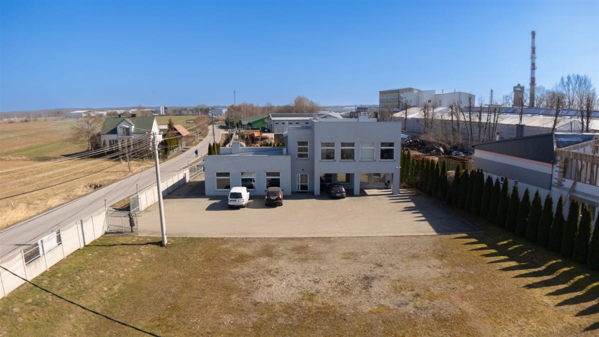 Lokal użytkowy  pokojowe na Sprzedaż