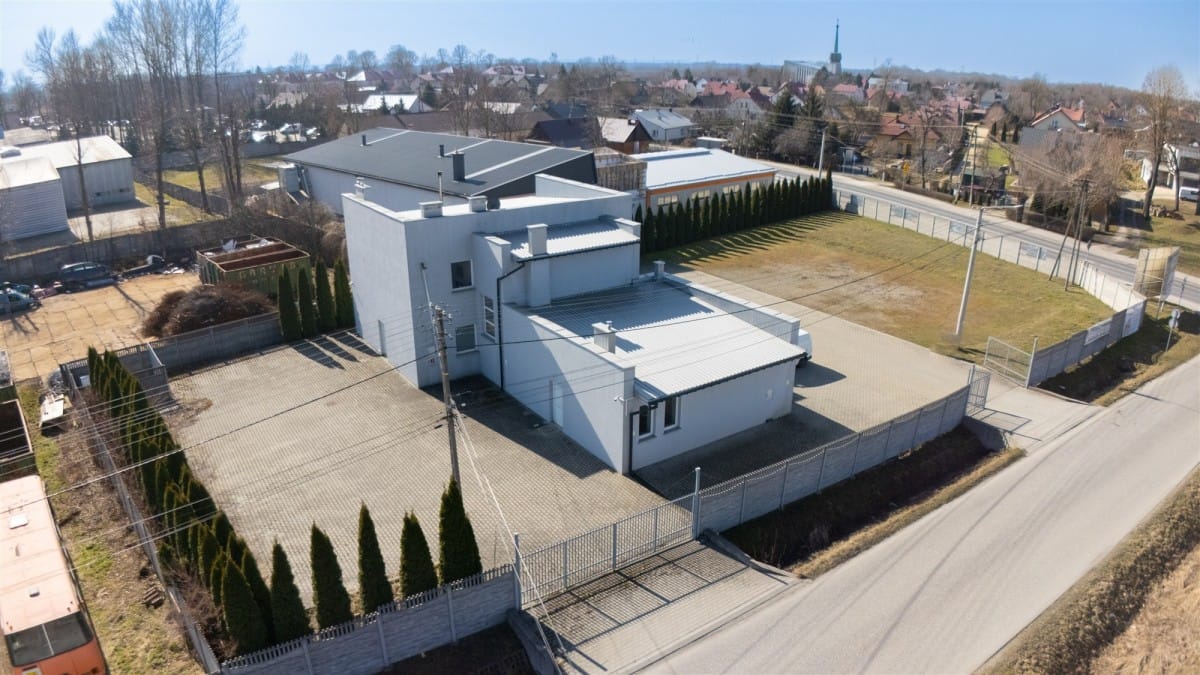 Lokal użytkowy  pokojowe na Sprzedaż