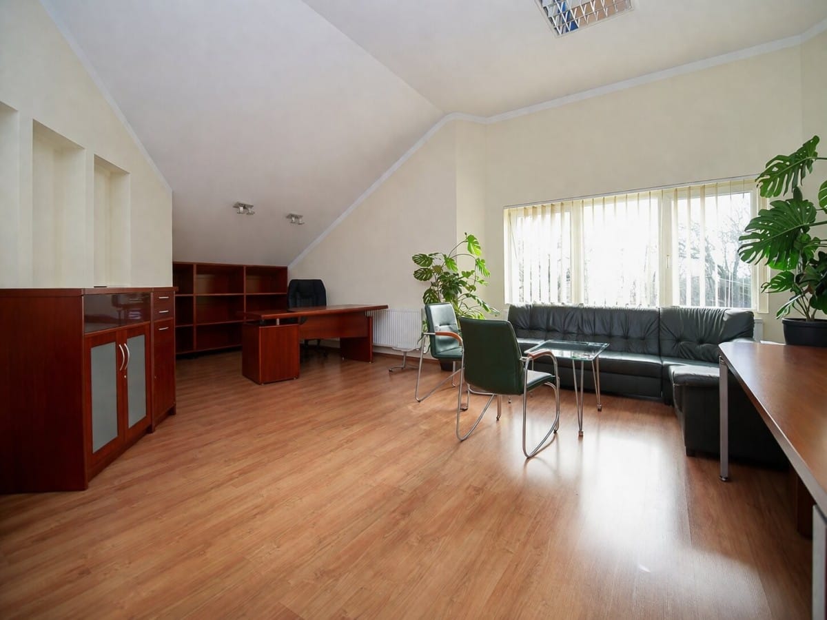 Lokal użytkowy  pokojowe na Wynajem