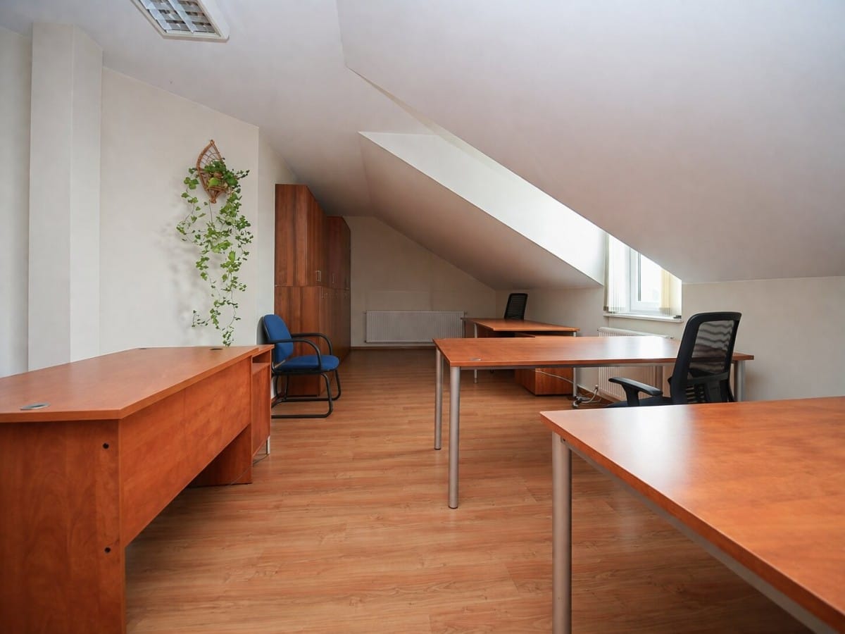 Lokal użytkowy  pokojowe na Wynajem