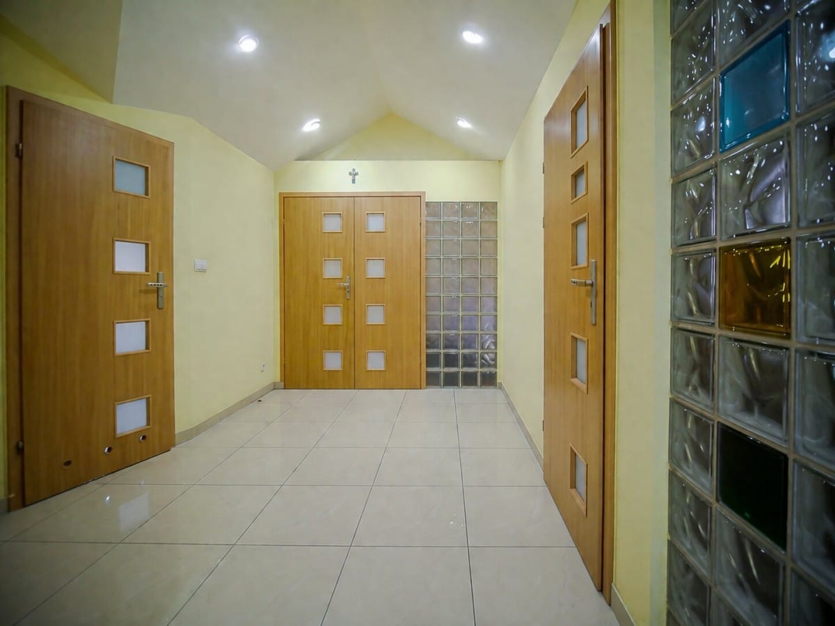 Lokal użytkowy  pokojowe na Wynajem