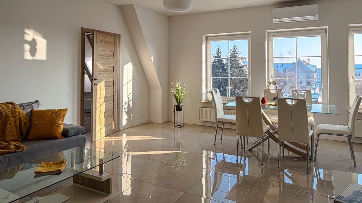 Mieszkanie 3 pokojowe na Sprzedaż