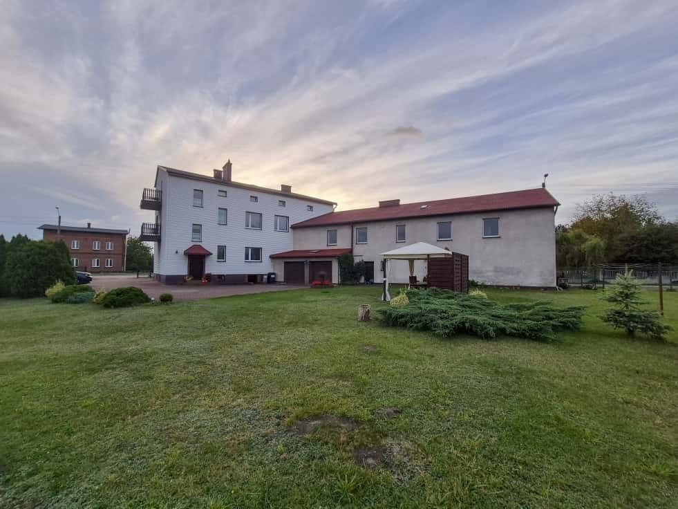 Dom 10 pokojowe na Sprzedaż