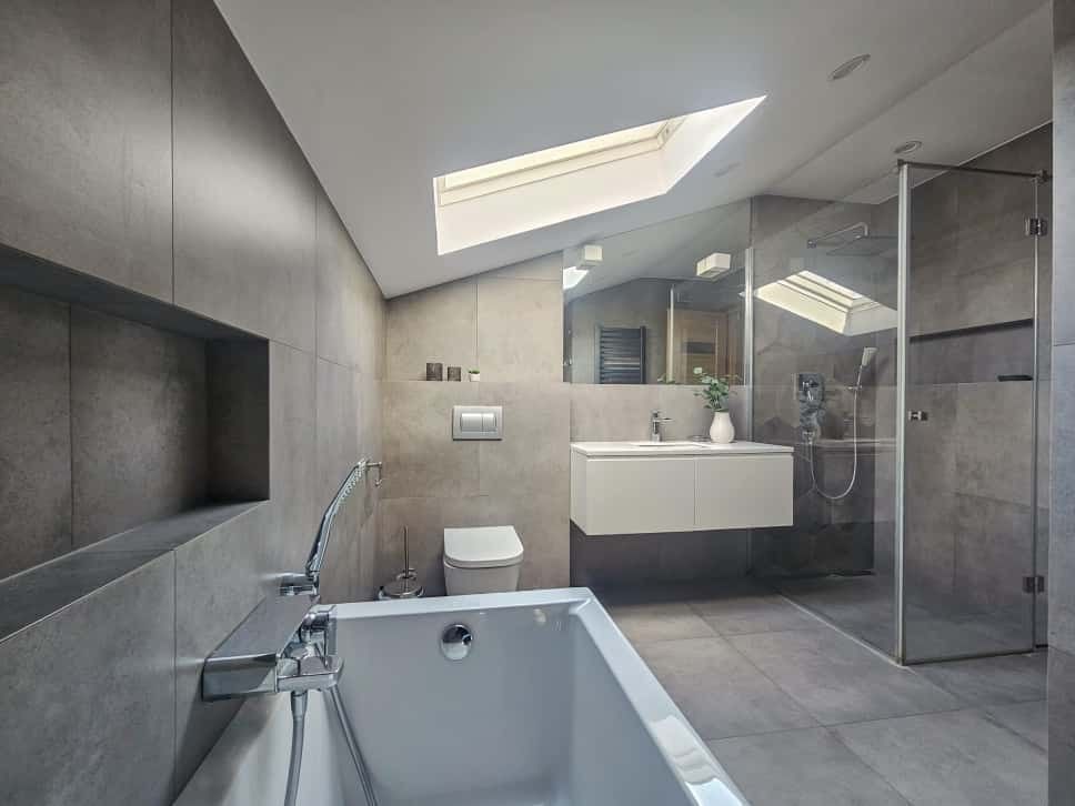 Dom 10 pokojowe na Sprzedaż