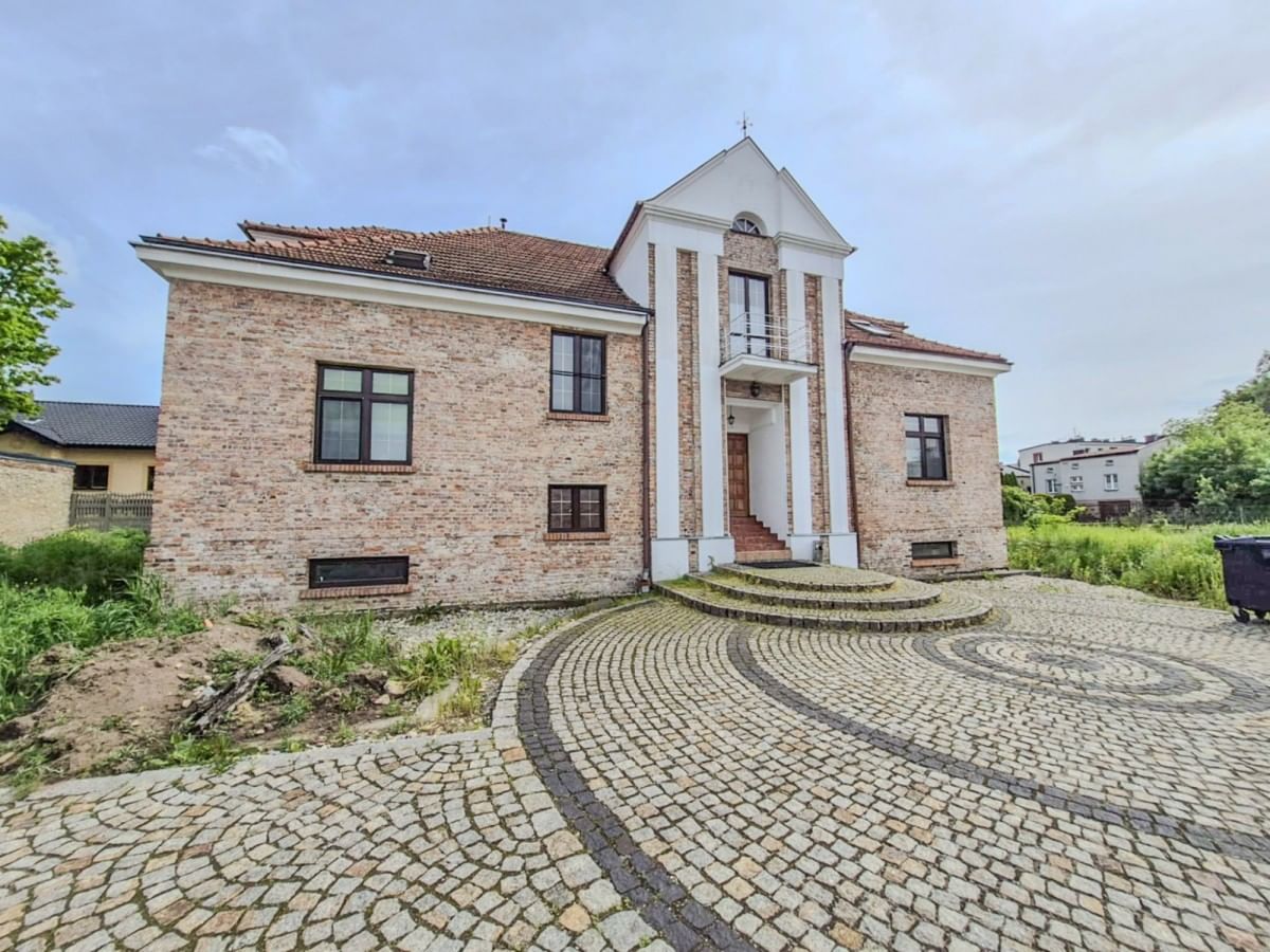 Lokal użytkowy  pokojowe na Sprzedaż