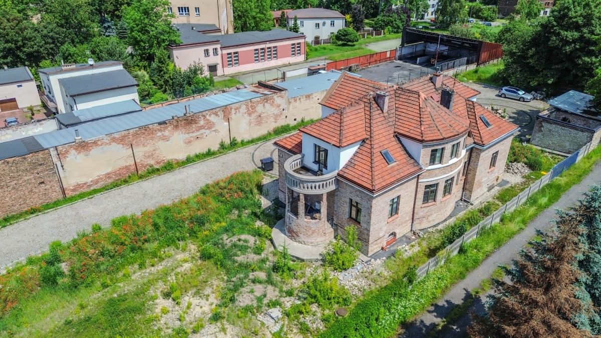 Lokal użytkowy  pokojowe na Sprzedaż
