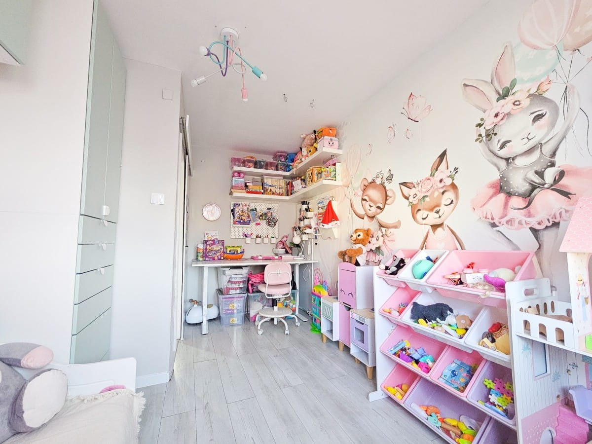 Mieszkanie 3 pokojowe na Sprzedaż