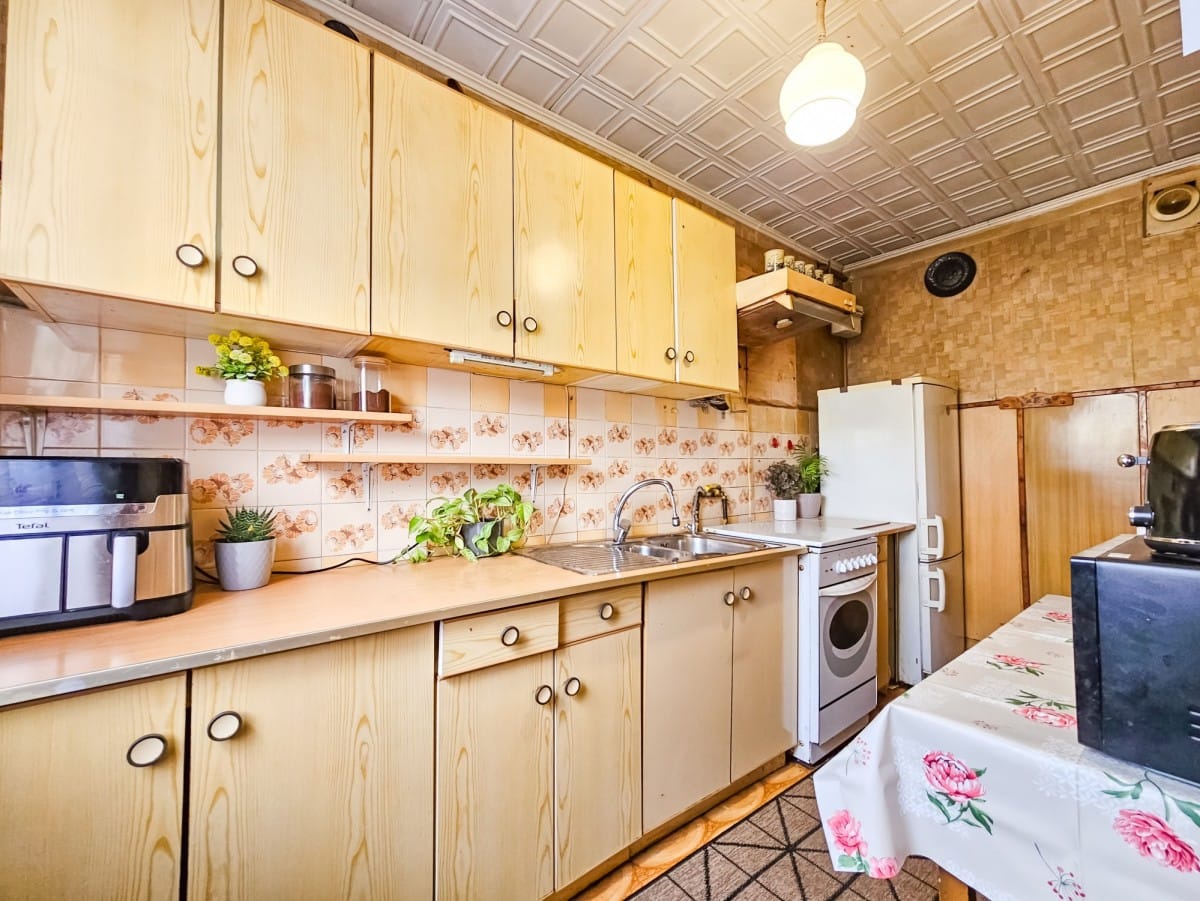 Mieszkanie 3 pokojowe na Sprzedaż