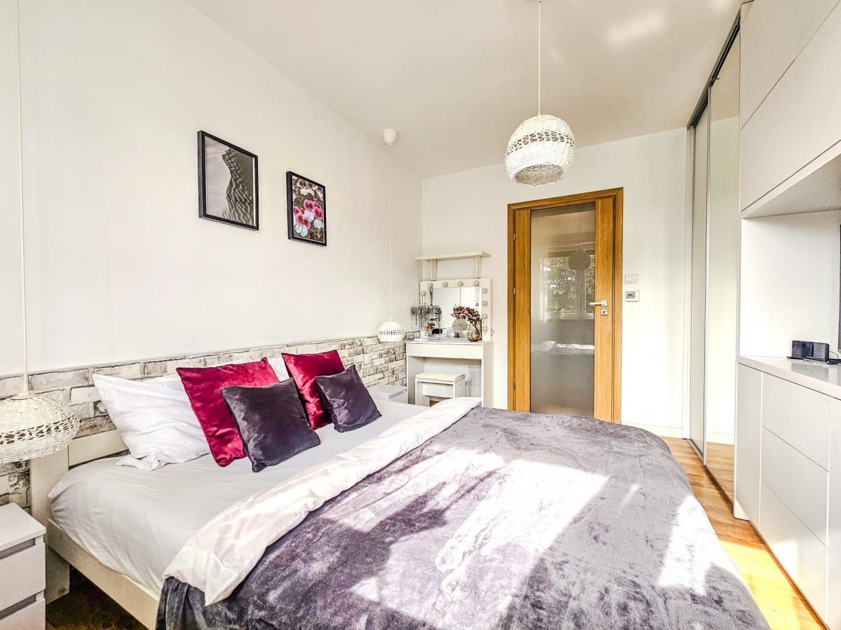 Dom  pokojowe na Sprzedaż