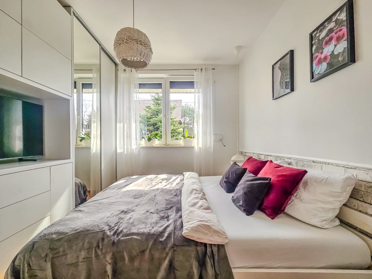 Dom  pokojowe na Sprzedaż