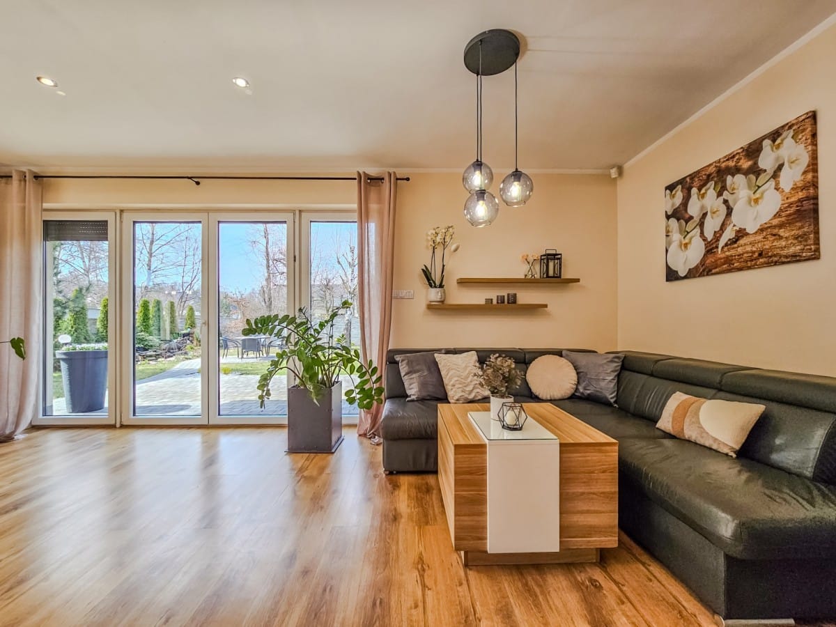 Dom  pokojowe na Sprzedaż