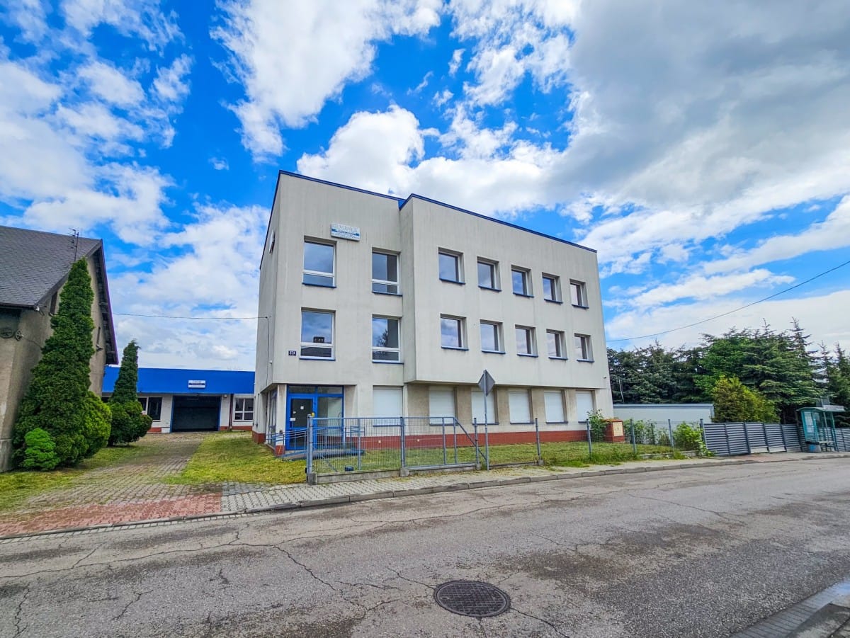 Lokal użytkowy  pokojowe na Sprzedaż