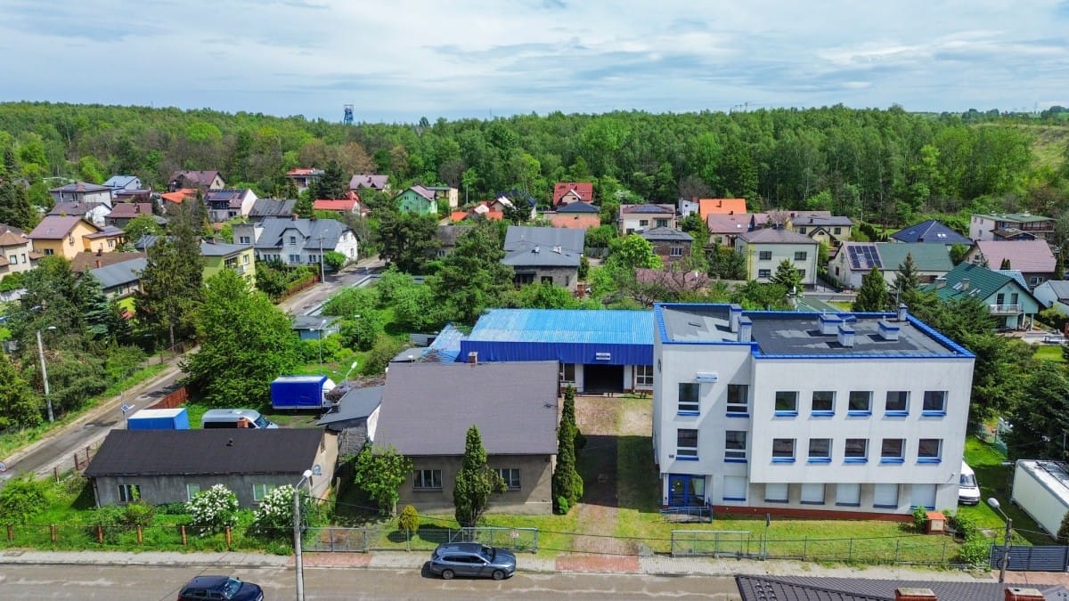 Lokal użytkowy  pokojowe na Sprzedaż