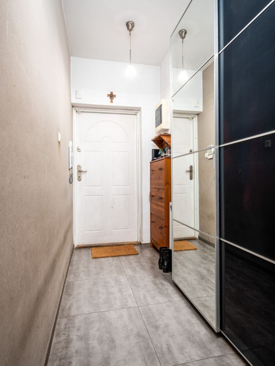 Dom 5 pokojowe na Sprzedaż