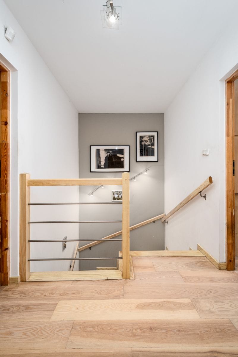 Dom 5 pokojowe na Sprzedaż