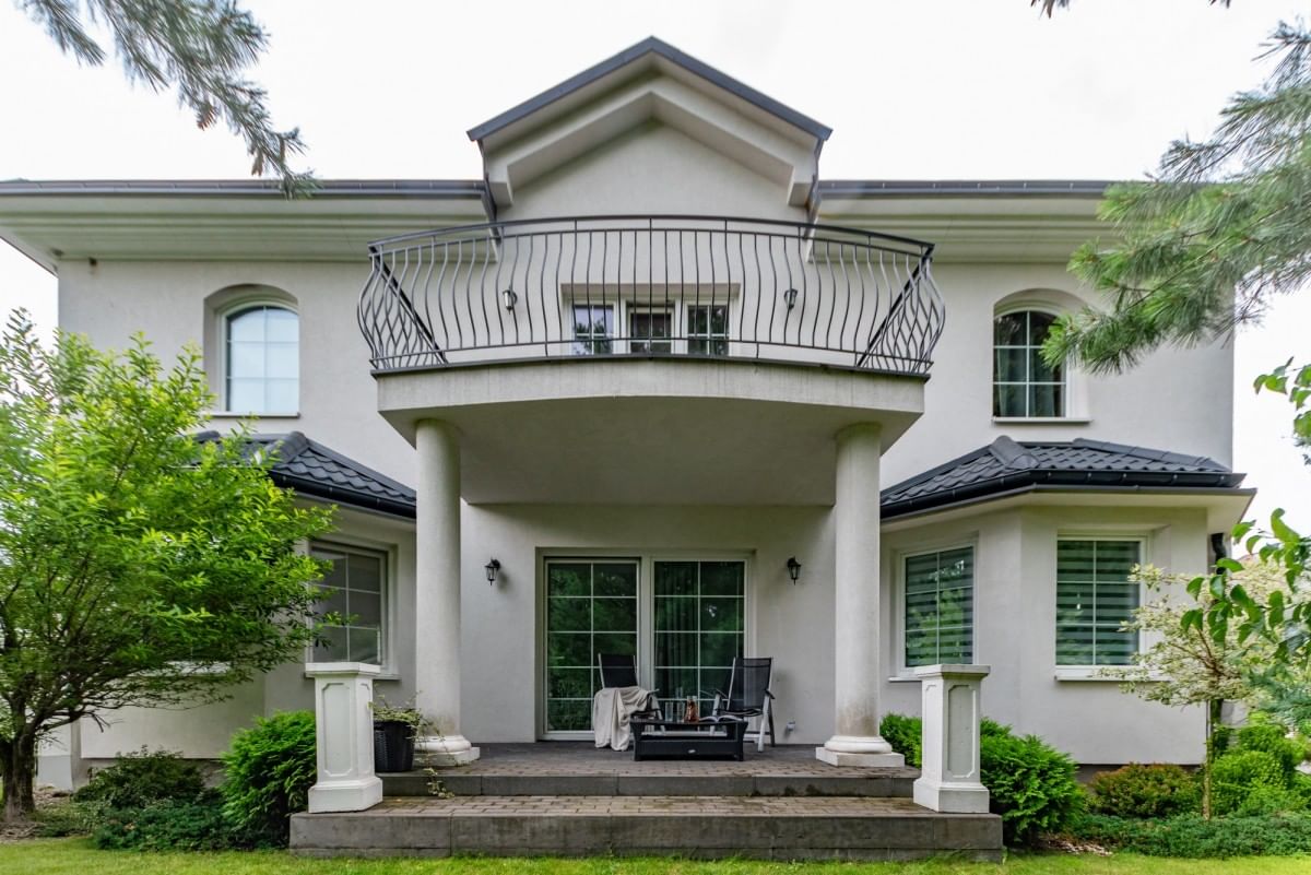 Dom 6 pokojowe na Sprzedaż