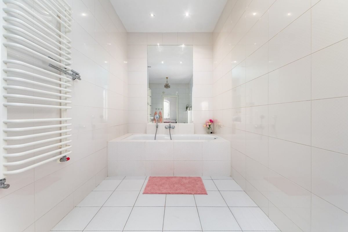 Dom 6 pokojowe na Sprzedaż