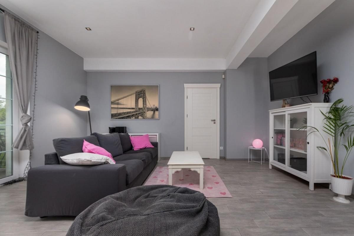 Dom 6 pokojowe na Sprzedaż