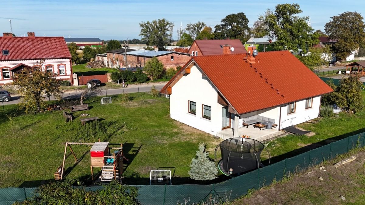 Dom 4 pokojowe na Sprzedaż