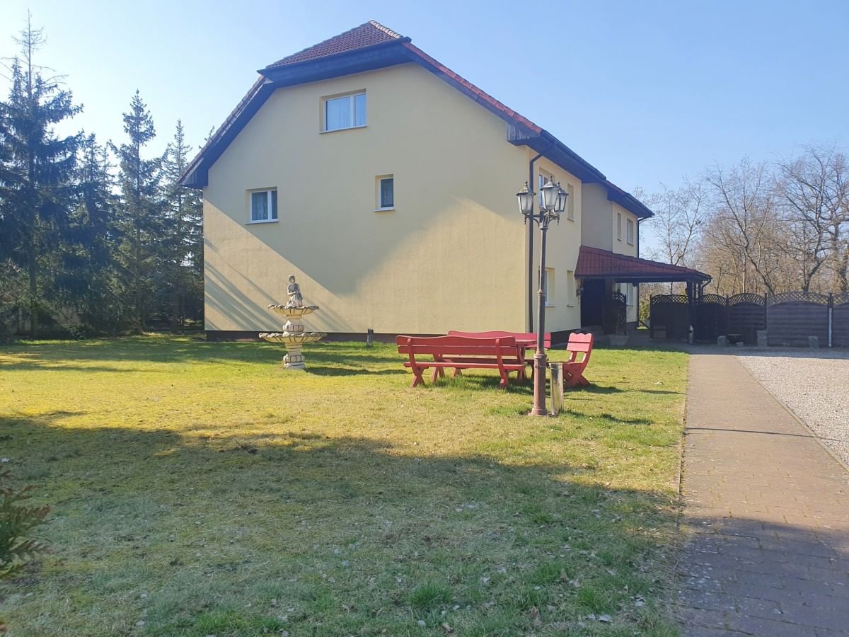Lokal użytkowy  pokojowe na Sprzedaż