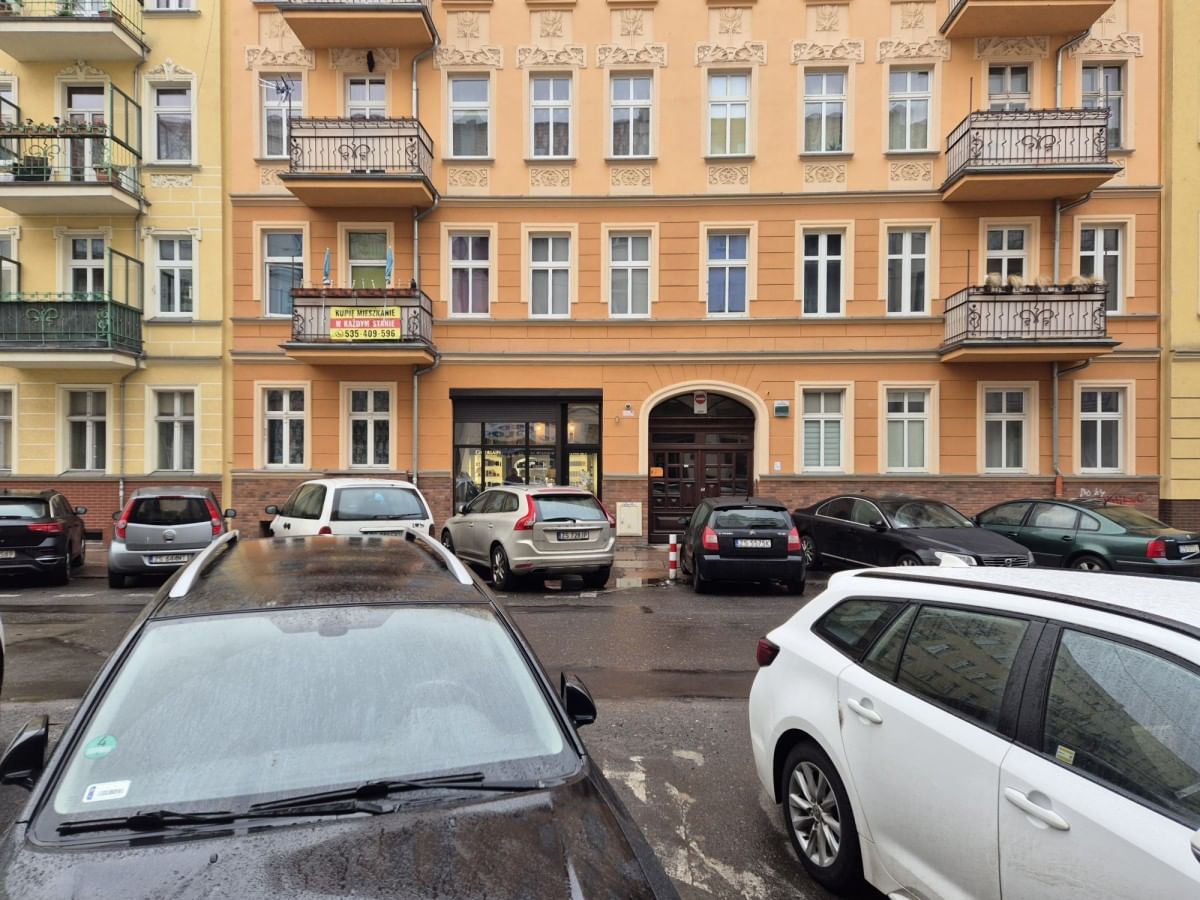 Mieszkanie 3 pokojowe na Sprzedaż
