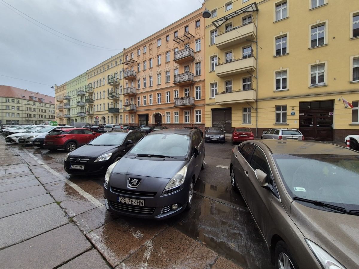 Mieszkanie 3 pokojowe na Sprzedaż
