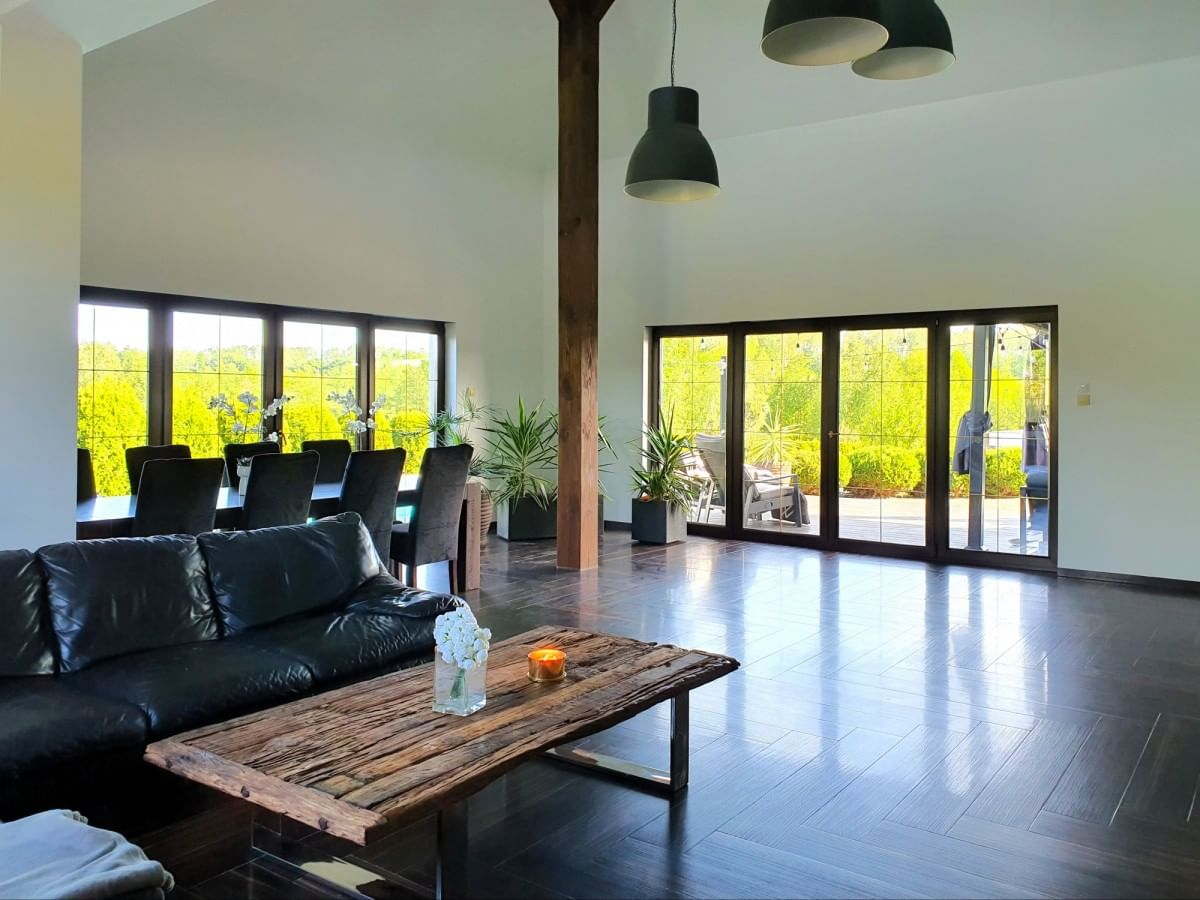 Dom 5 pokojowe na Sprzedaż