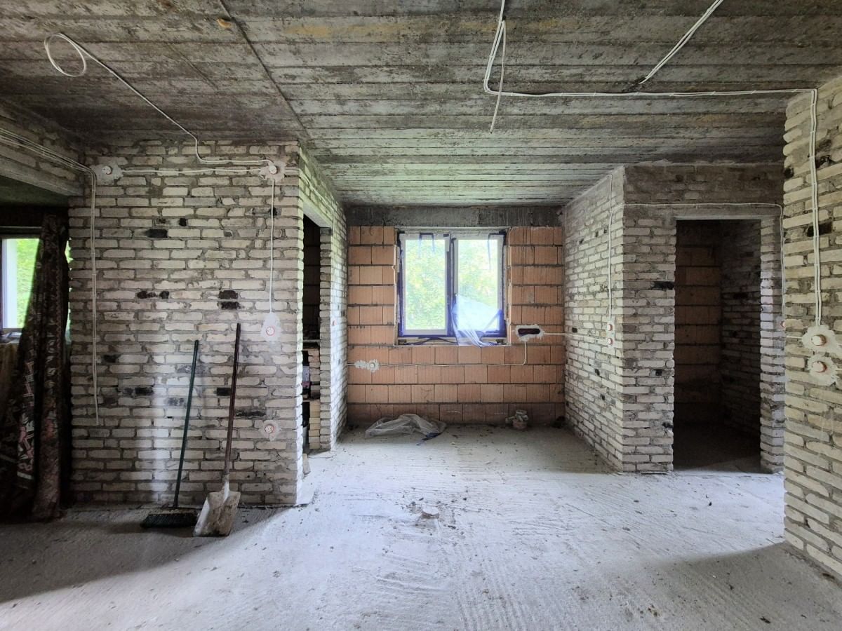 Dom 6 pokojowe na Sprzedaż