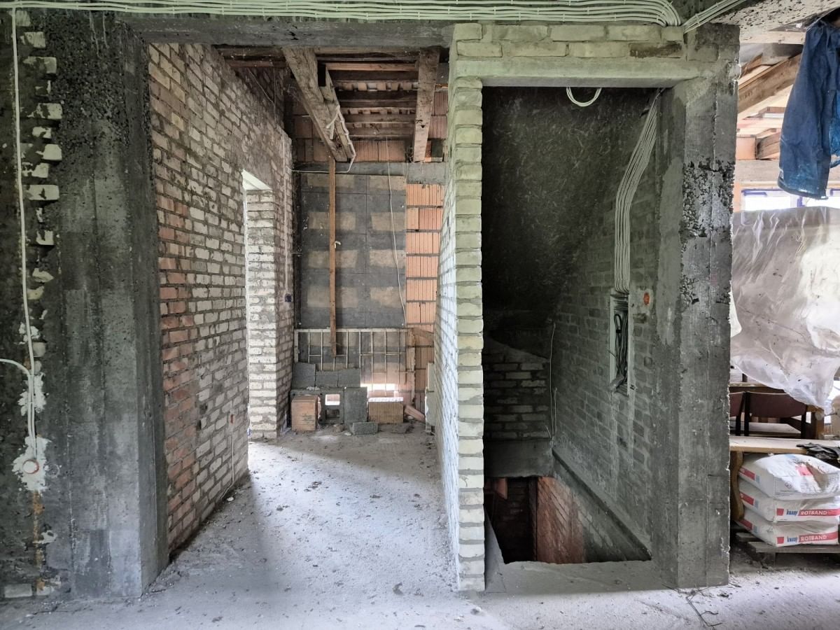 Dom 6 pokojowe na Sprzedaż