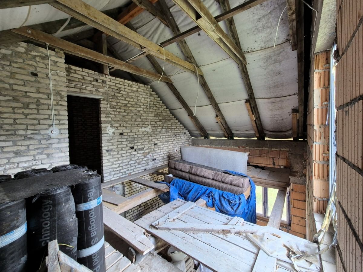 Dom 6 pokojowe na Sprzedaż