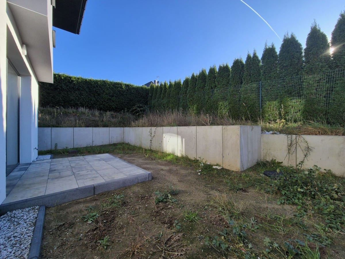 Dom 5 pokojowe na Sprzedaż