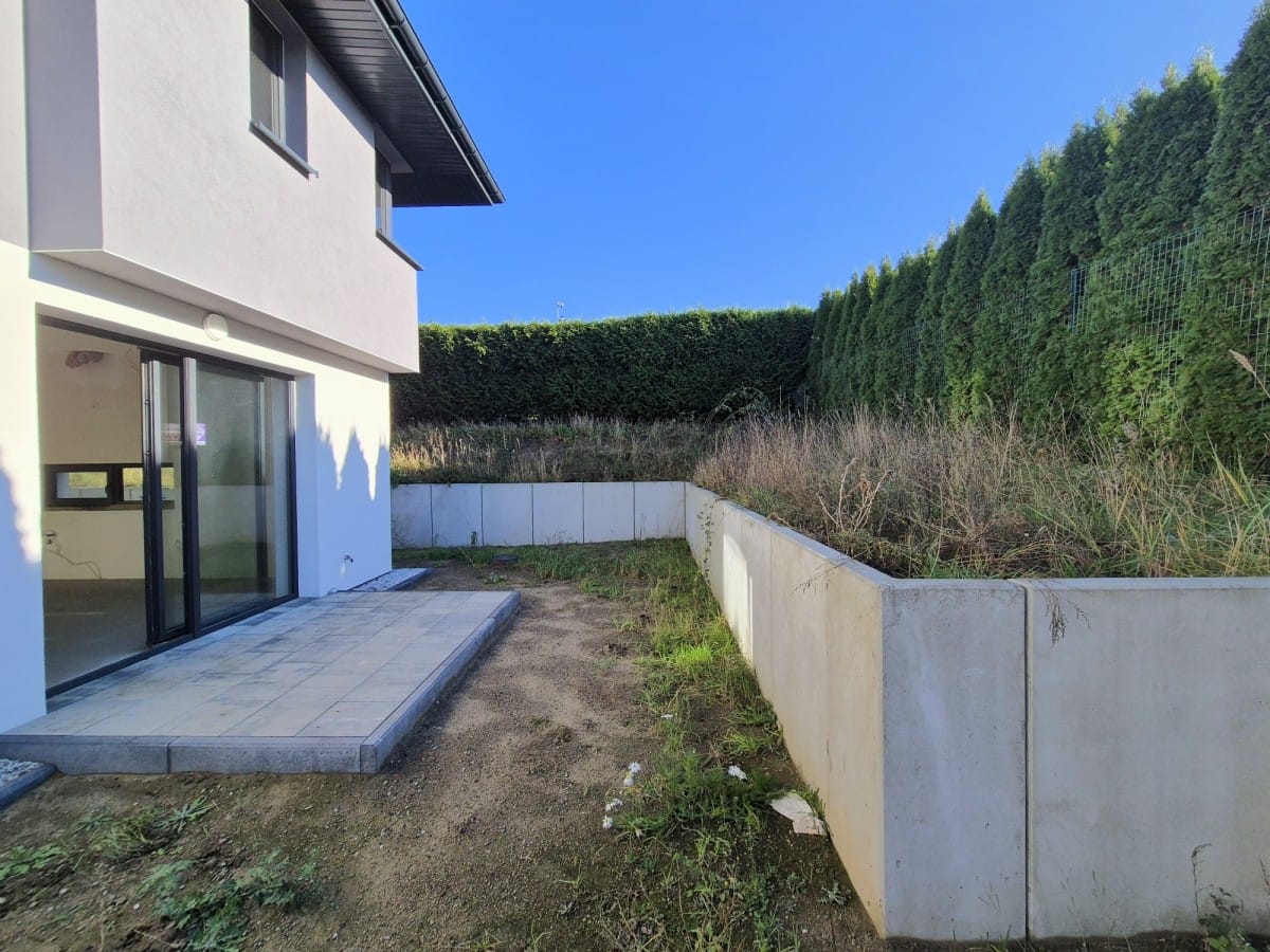 Dom 5 pokojowe na Sprzedaż