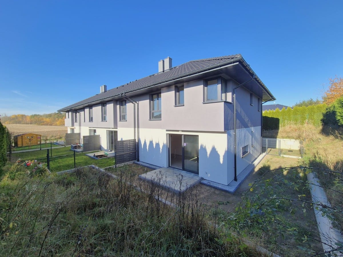 Dom 5 pokojowe na Sprzedaż