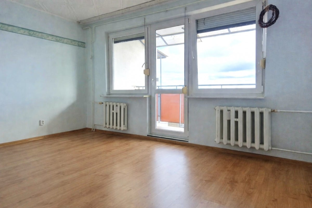 Mieszkanie 3 pokojowe na Sprzedaż