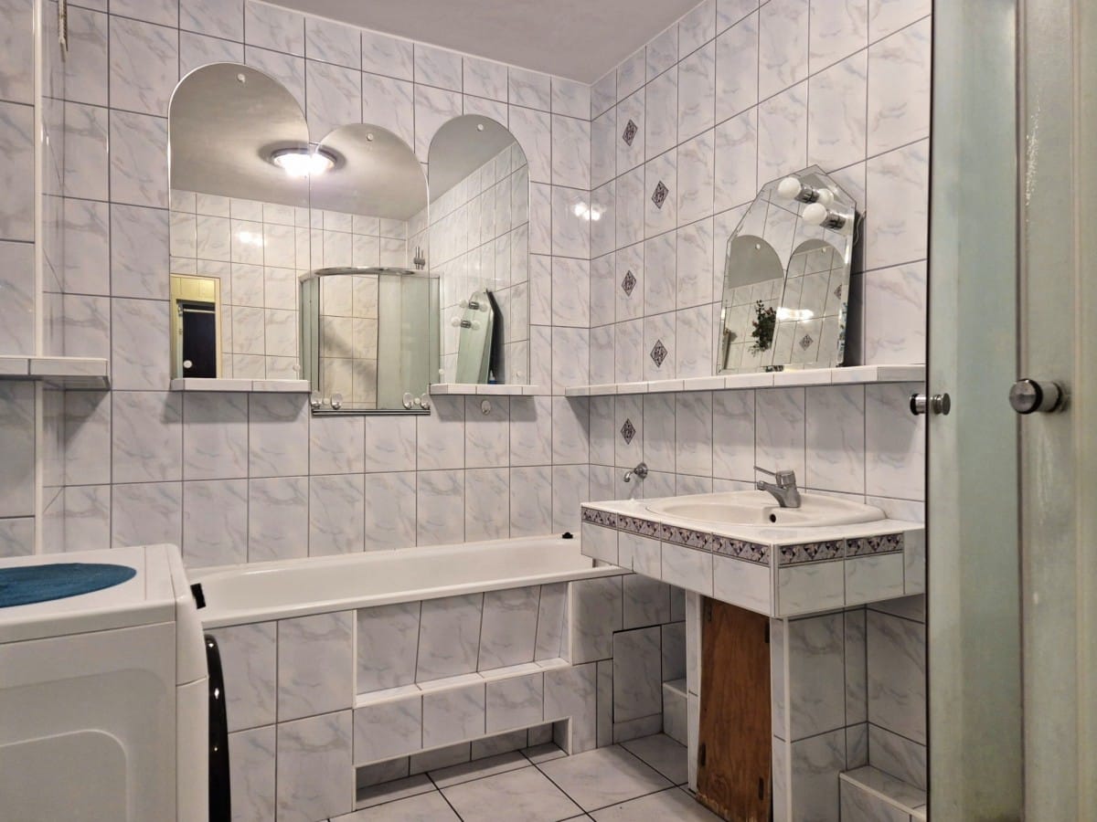 Mieszkanie 3 pokojowe na Sprzedaż