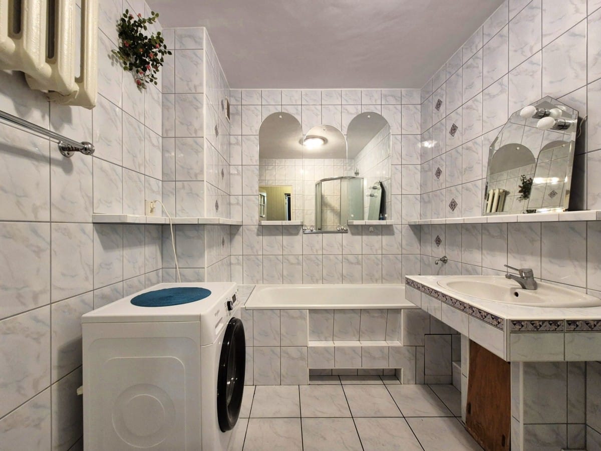 Mieszkanie 3 pokojowe na Sprzedaż