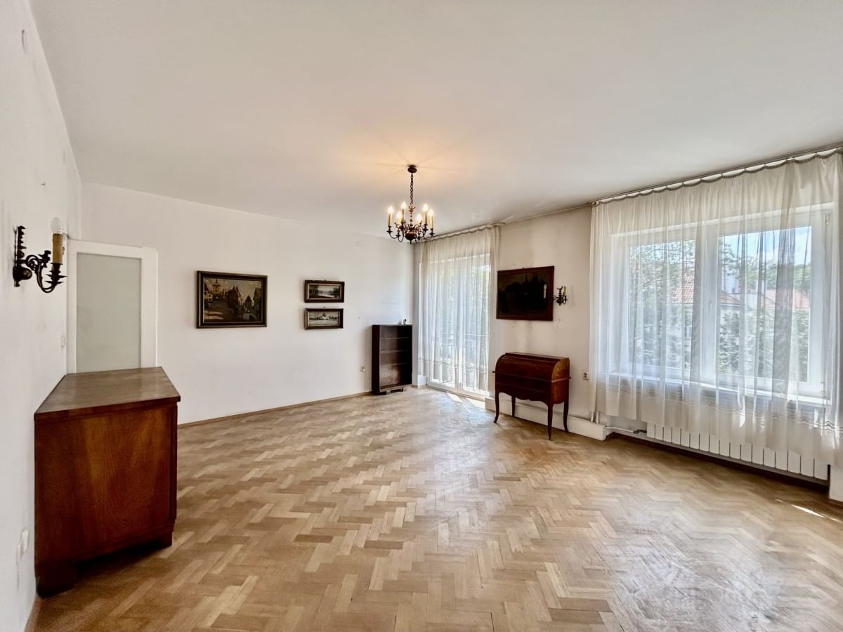 Mieszkanie 4 pokojowe na Sprzedaż