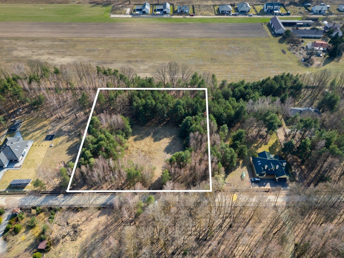 Działka  pokojowe na Sprzedaż