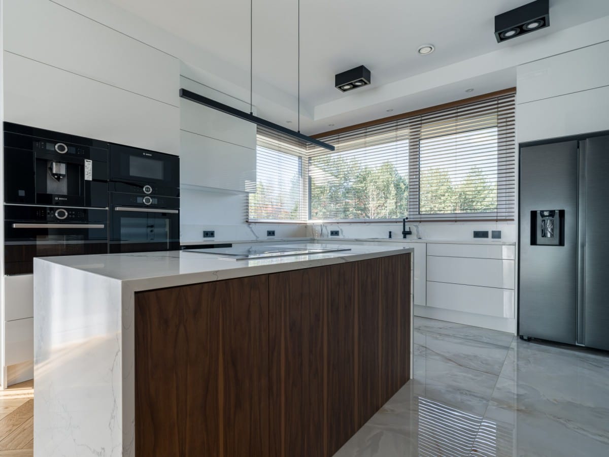 Dom 6 pokojowe na Sprzedaż