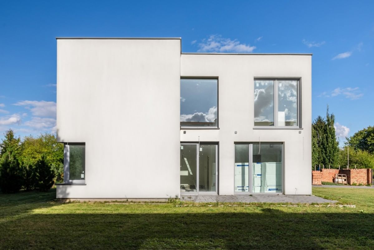 Dom 6 pokojowe na Sprzedaż