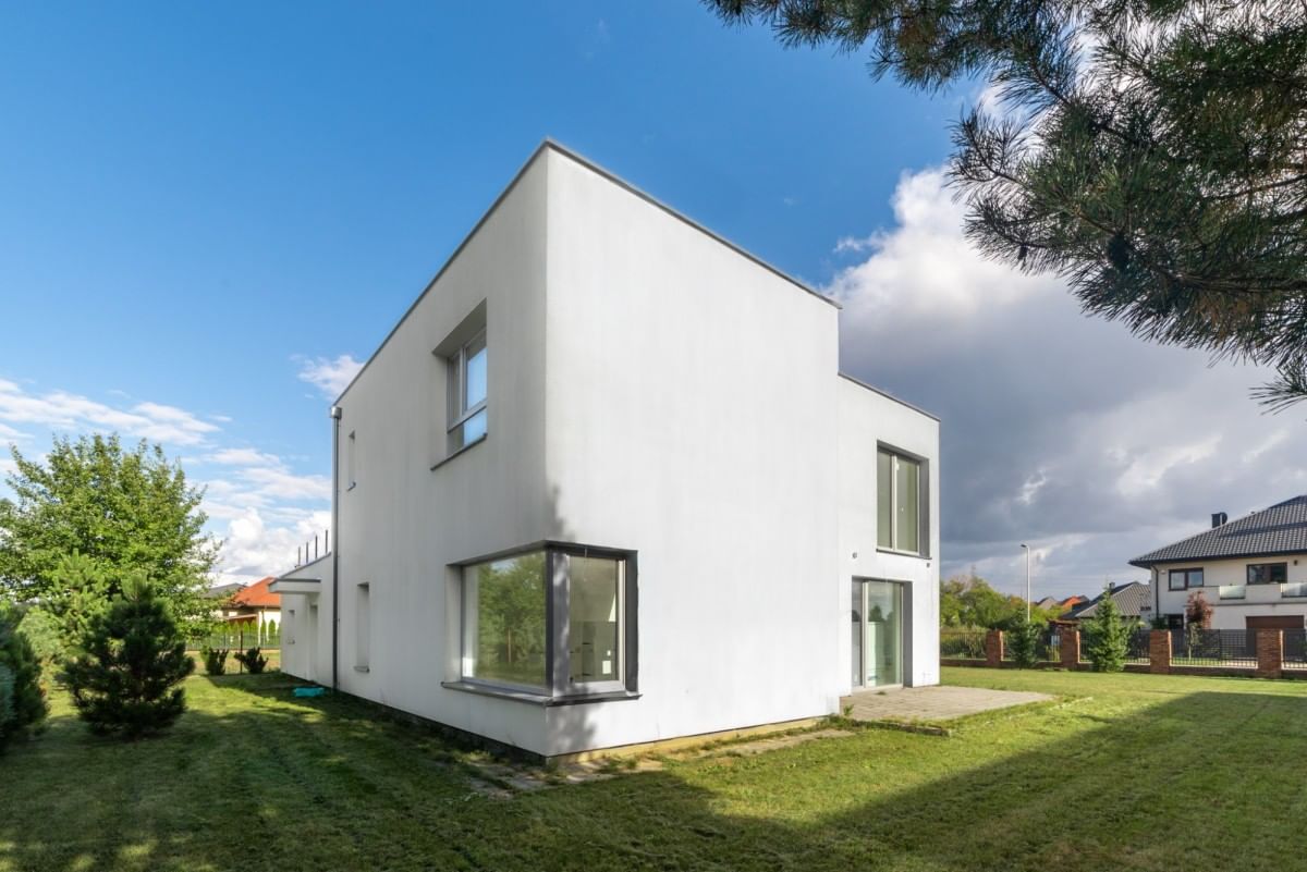 Dom 6 pokojowe na Sprzedaż