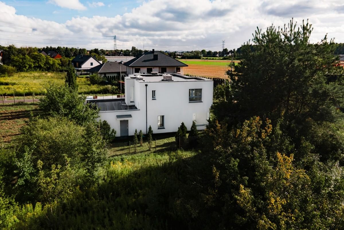 Dom 6 pokojowe na Sprzedaż