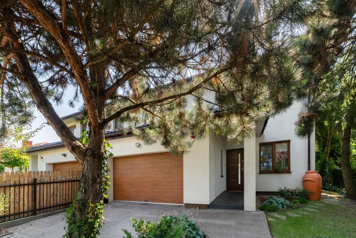 Dom 6 pokojowe na Sprzedaż