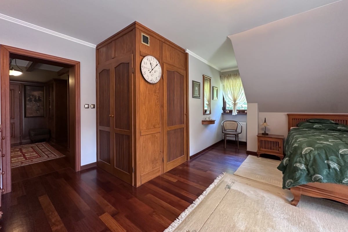 Dom 5 pokojowe na Sprzedaż